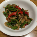 ぐーちゃん✌'s cooksnap of when they made 豚肉とたっぷりピーマンの辛みそ炒め♡.