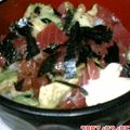 しろあかみそ's cooksnap of when they made まぐろとアボカドの丼.