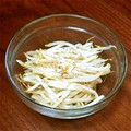 よしみるく's cooksnap of when they made もやしのナムル～火を使わずレンジで簡単～.