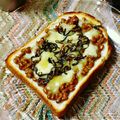 chanlina's cooksnap of when they made 納豆塩こんぶチーズトースト.