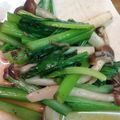 はらぺこウサギのママ's cooksnap of when they made しめじと小松菜のバター醤油ソテー☆.