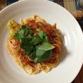 ☆ヒゲ美のご飯☆'s cooksnap of when they made 20分! 簡単トマトとアボカドのパスタ.
