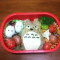 Blue Apple's cooksnap of when they made キャラ弁トトロと傘.