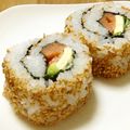 chou*'s cooksnap of when they made 濃厚♪サーモンとクリームチーズ巻き寿司♪.