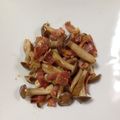 ともこぶぶ's cooksnap of when they made 優しい味☆きのことベーコンのソテー.