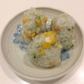きたろうさん's cooksnap of when they made チーズに青海苔・天かす・コーンでお握り♪.
