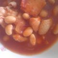 ユリキメママ's cooksnap of when they made 鶏肉と大豆のトマト煮込み.