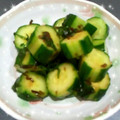 はにーくろーばー's cooksnap of when they made 簡単にできちゃう♪胡瓜と塩昆布のお漬物.