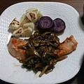 44s's cooksnap of when they made ごま油で！鮭の和風ムニエルきのこソース.