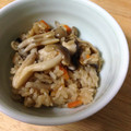 クックMY73EF☆'s cooksnap of when they made 簡単&秋しめじと油揚げの炊きこみご飯❤.