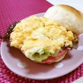 赤い電話's cooksnap of when they made サンドイッチ〜スクランブルエッグ〜.