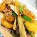 まーぶる's cooksnap of when they made ＊簡単＊ガリバタチキンポテト.