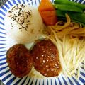 カフェ店員M子's cooksnap of when they made 炒めない玉葱の煮込みハンバーグ♡.