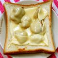 るらちゃん's cooksnap of when they made 焼き鳥缶で♪チーズ照り焼き風トースト♪.