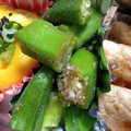 ☆笑くぼ☆'s cooksnap of when they made 直ぐ完成♪オクラのゴマ節和え.
