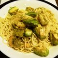BRD's cooksnap of when they made カフェっぽい！トマトとエビのバジルパスタ.