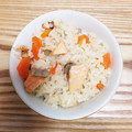 yellowow's cooksnap of when they made 秋の味覚☆鮭の炊き込み御飯.