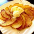ユサコママン's cooksnap of when they made 簡単おやつ！りんごのステーキ.