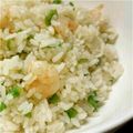 ♪gACha♪'s cooksnap of when they made 簡単！フライパンでエビピラフ.