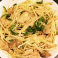 侑子ちゃん's cooksnap of when they made 豚こまともやしのオイスターソース炒め.