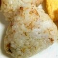 hinami_✿'s cooksnap of when they made おにぎり：たっぷり鰹節と梅.
