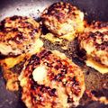 wifeysaya's cooksnap of when they made 簡単！チーズinハンバーグ.