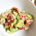 ♪みっちる♪'s cooksnap of when they made アボガドとトマトのわさびしょうゆマヨ.