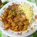ももちぃん's cooksnap of when they made 具沢山トマトソースのオムライス♪.