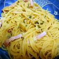 monsana's cooksnap of when they made 沢庵とベーコンのバター醤油スパゲティー.