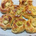 shige9m's cooksnap of when they made 栗の甘露煮～☆手捏ね編みパン★改良版★.
