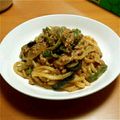 chikanata's cooksnap of when they made 豚肉とピーマンのオイスター味噌焼きうどん.