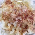 だんご社長's cooksnap of when they made 超簡単！スライス玉ねぎと竹輪の和え物.