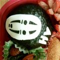 ﾄﾐﾄﾐ♪'s cooksnap of when they made キャラ弁★千と千尋簡単カオナシ★のり弁.