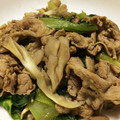 ♪おれんじ30♪'s cooksnap of when they made 豚小間とまいたけの炒め煮.