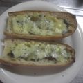 megu238's cooksnap of when they made チーズ大葉のフランスパン.