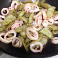 ∮ぬまっち∮'s cooksnap of when they made いんげんとイカのしょうが焼き.