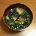 サーフブレイド's cooksnap of when they made さつまいもとわかめのお味噌汁.