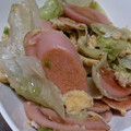 teto_rion's cooksnap of when they made レタスと魚肉ソーセージの卵炒め.