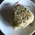 ぐり〜んてぃー's cooksnap of when they made ぱぱっとおにぎり★青海苔醤油ペッパー.