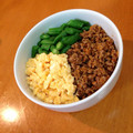 riho⍤⃝﻿'s cooksnap of when they made 定番！しっとりそぼろの三色丼.