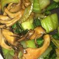 す1222's cooksnap of when they made チンゲン菜とキノコのオイスターソース炒め.