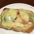 椿姫子's cooksnap of when they made これイケる！！ BLTチーズトースト.