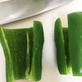 ４番目's cooksnap of when they made 飛ばない！ピーマンの種の取り方.