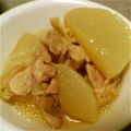 hocho's cooksnap of when they made 大根のチキンコンソメ煮.