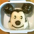 mufuron's cooksnap of when they made ミッキーのおにぎり✿キャラ弁.
