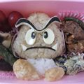 YUKI's cooksnap of when they made 【キャラ弁】クリボーおにぎり.
