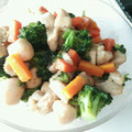 canapen's cooksnap of when they made 簡単♡里芋と鶏もも肉のガーリック炒め.