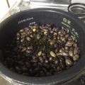 クックKO6ZG6☆'s cooksnap of when they made 丹波篠山黒枝豆ご飯♪.
