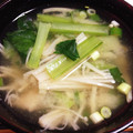 けいこ00's cooksnap of when they made 小松菜とえのきのお味噌汁.