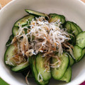 リラシャン's cooksnap of when they made きゅうりとじゃこ（しらす）の和え物.